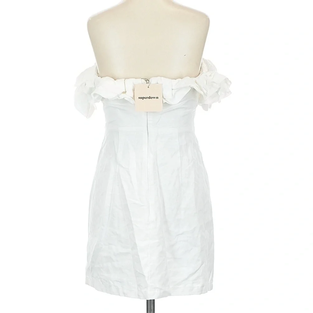 Superdown Emery Off The Shoulder Dress White/Cream Ruffle XS NEW - Picture 4 of 9